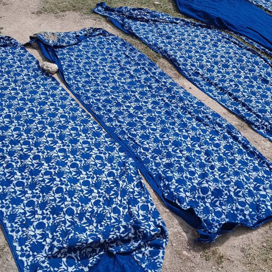 Ichcha - Wholesale Curtain - Blue Flowers - Bohemian Indigo Home Decor / Window Curtain3