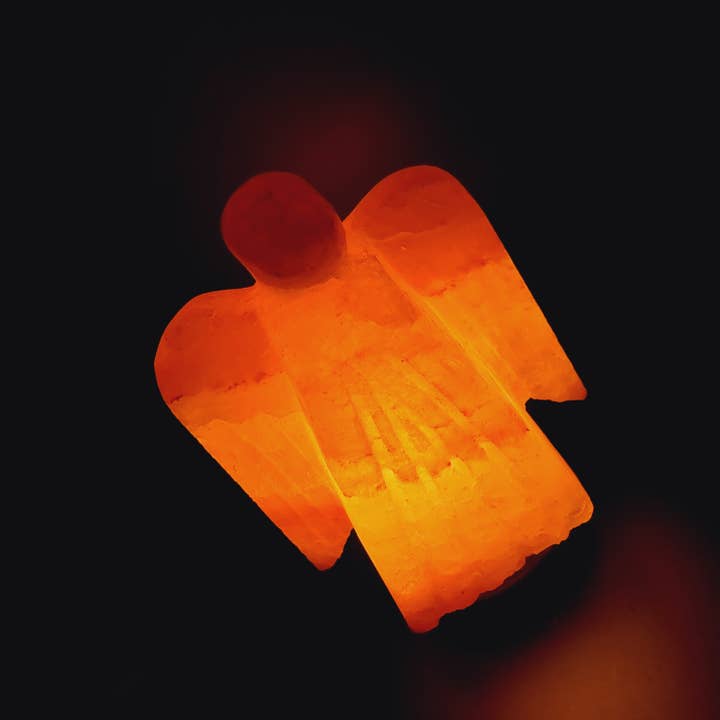 Gemstone Gifts Ltd. - Wholesale Salt Lamp - Himalayan Salt Crystal Lamps