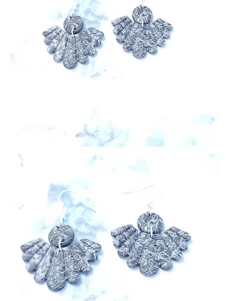 Julia für den Großhandel von Little Treasures Jewelry