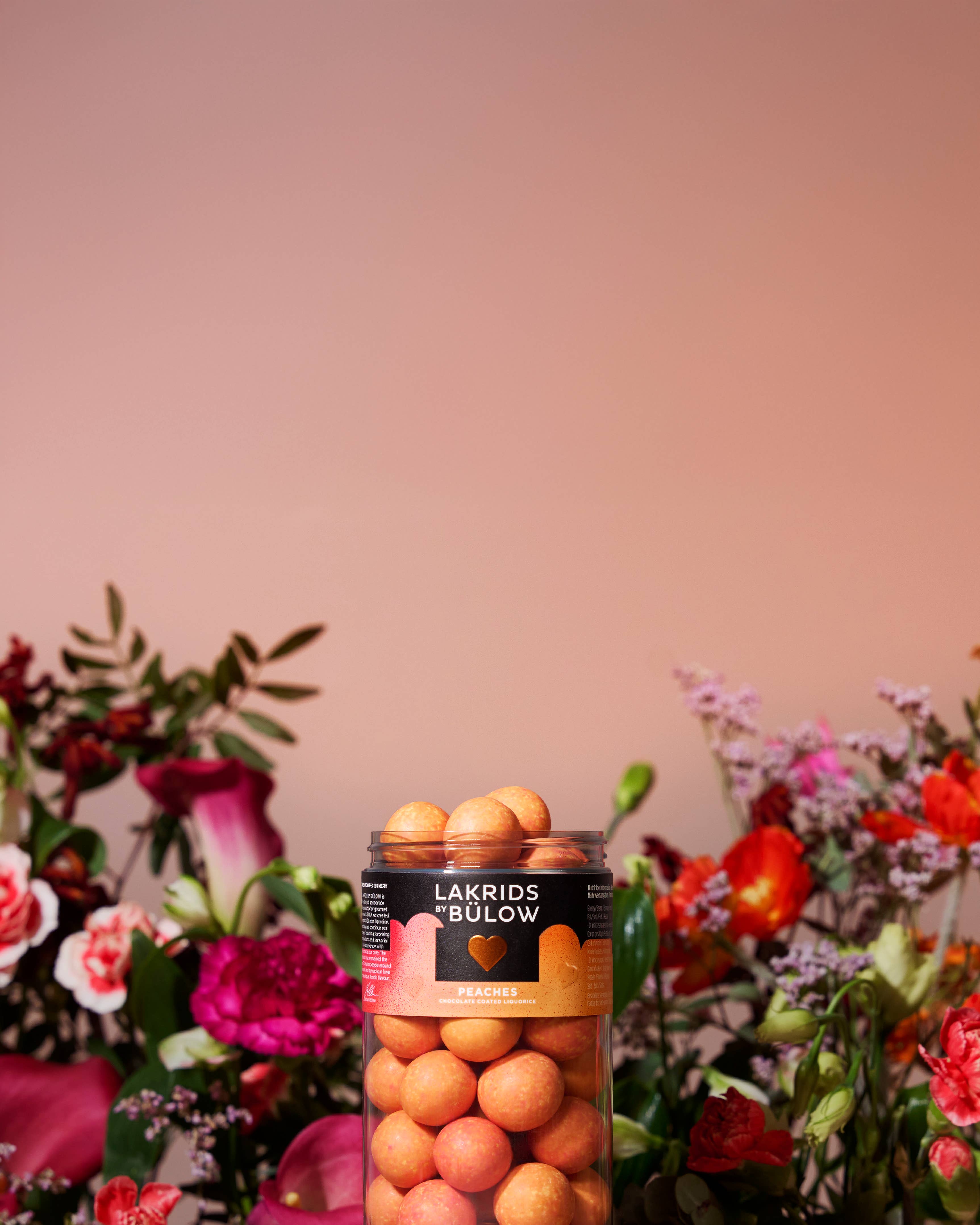 Lakrids by Bülow - Wholesale Chocolate Covered Sweets - Limited Edition: PEACHES White Chocolate Coated Licorice7