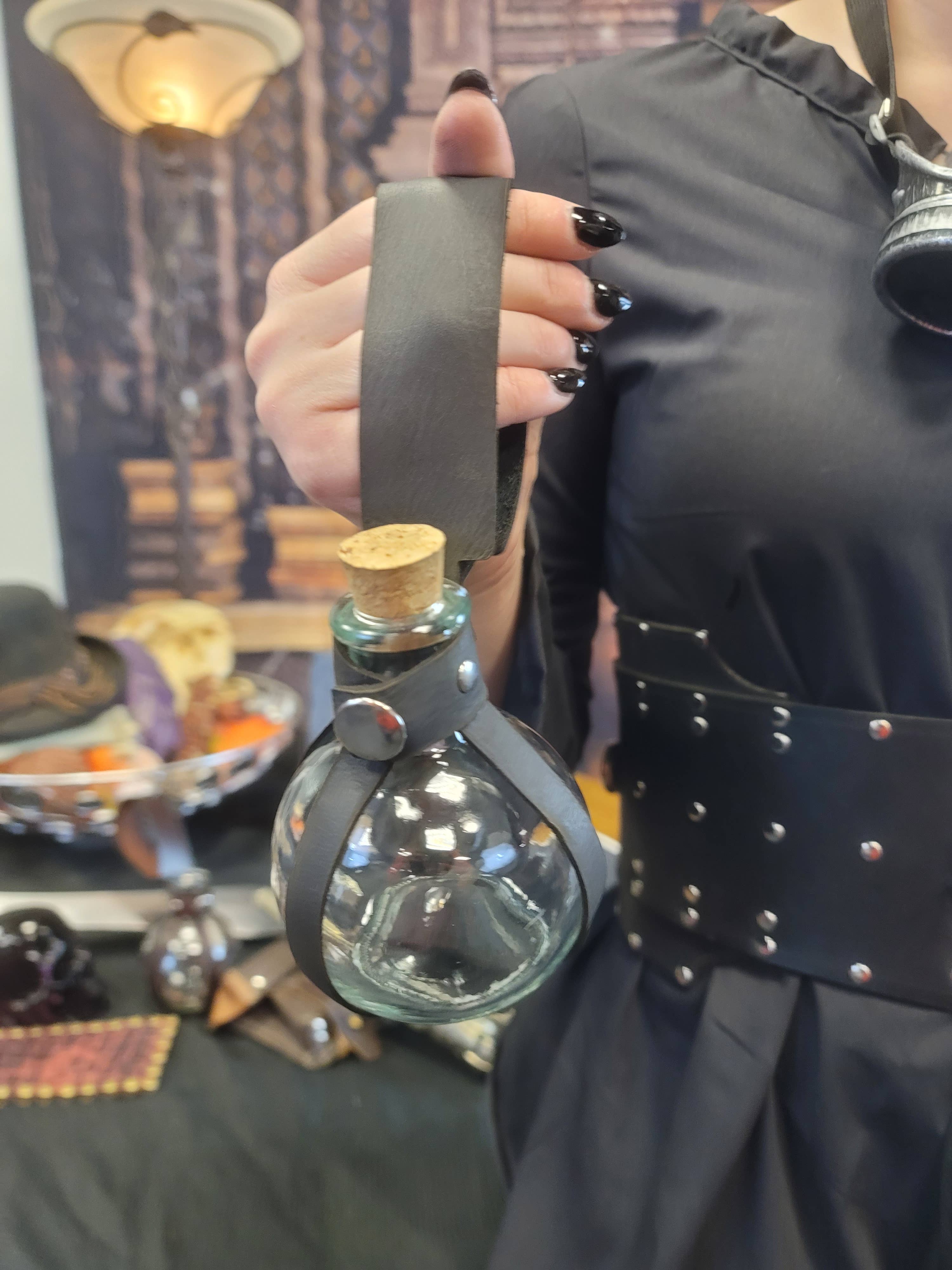 The Nerdy Wolf - Wholesale Flask - Large Round Potion Bottle for Magic Potion LARP Cosplay5
