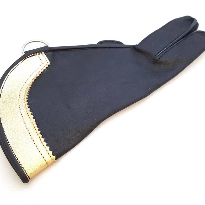 Fitch&Co – wholesale Gloves – Unisex – Falconry Glove - Short Falconry Glove - Falconry Gloves - Leather Falconry Glove - Bird Handling Glove - Pet Glove - Birds of Prey Glove1