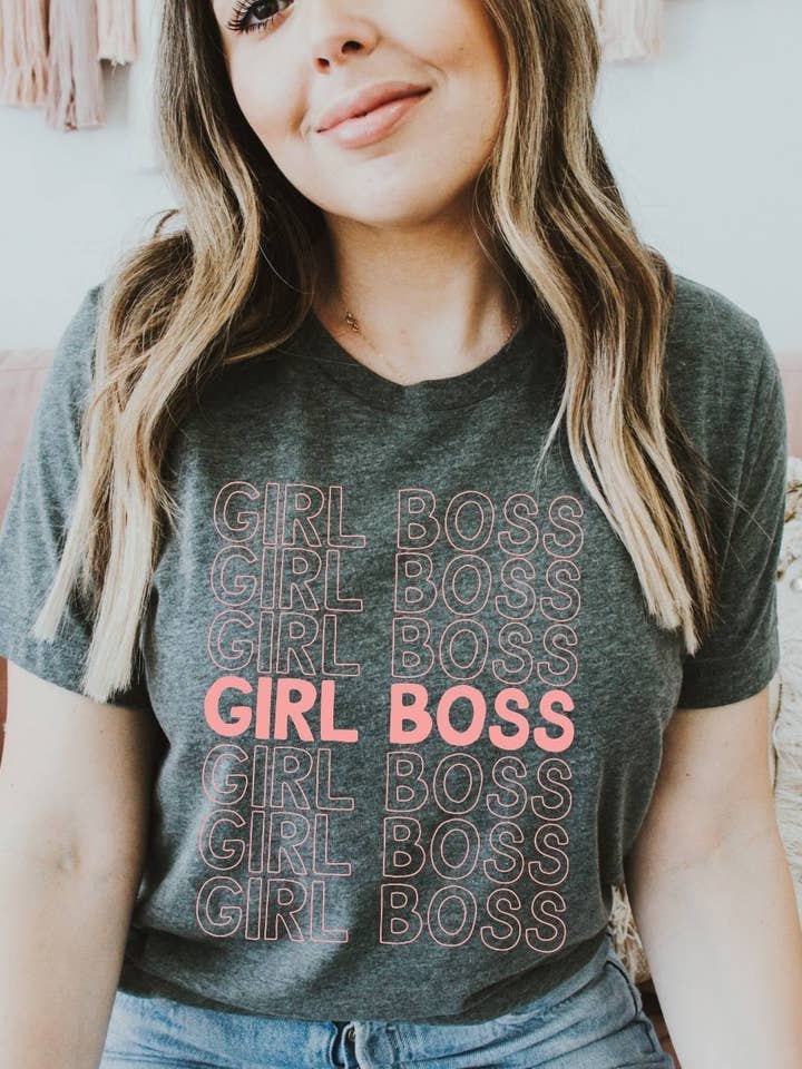 Pige Boss T-shirt, Motiverende Inspirerende Gave Til Frien for engroshandel hos MotivatedBabe