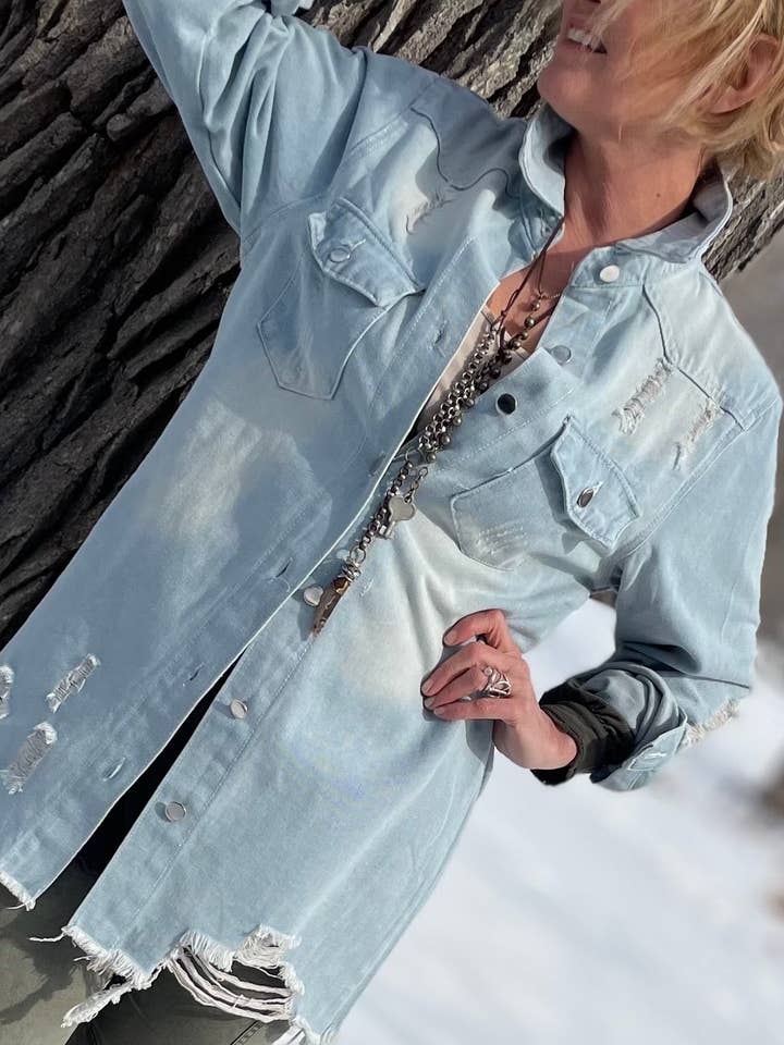 Bohemian Grace - Grace & Grit - Wholesale Spijkerjack/spijkerjas - Dames - Emmy spijkerhemd/jack van Distressed, lichte wassing5