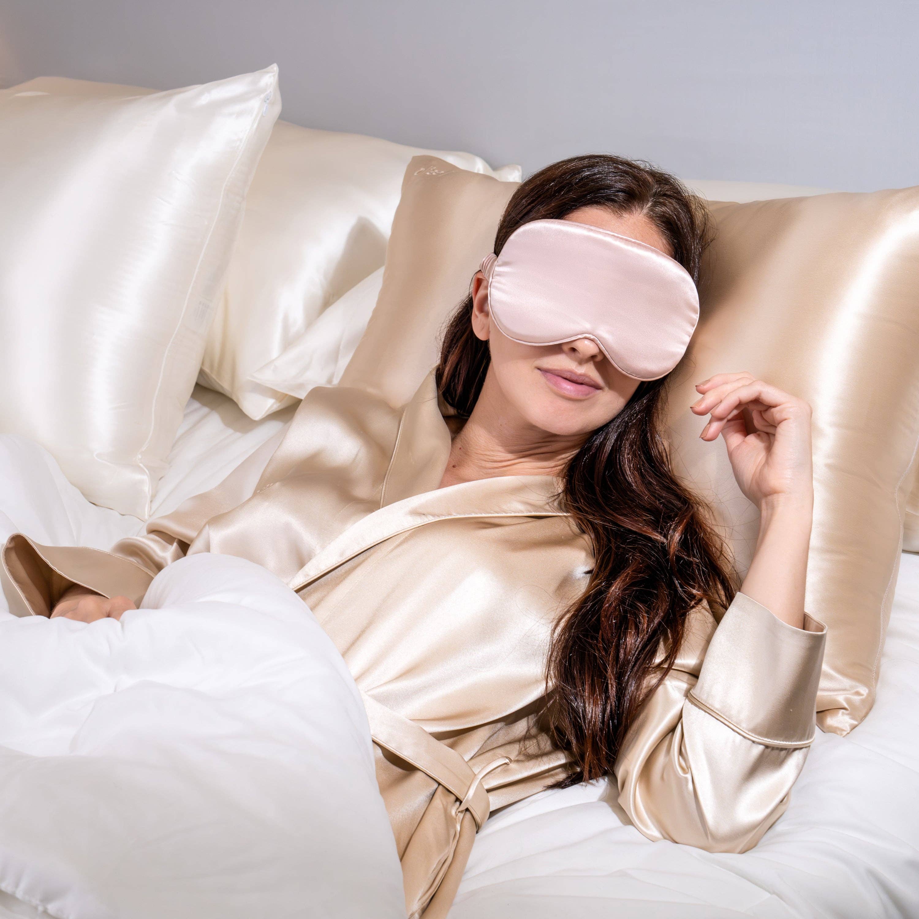 Blissy - Wholesale Sleep/Eye Mask - Sleep Mask - Pink - Profile12