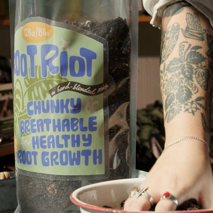 Pups Plants + Goods - Wholesale Planting/Potting Soil - Root Riot Chunky Potting Mix 2