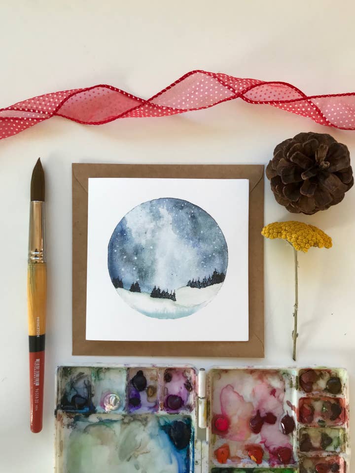 Alberi innevati e il cielo notturno per la vendita all'ingrosso da parte di Argus Art Studio