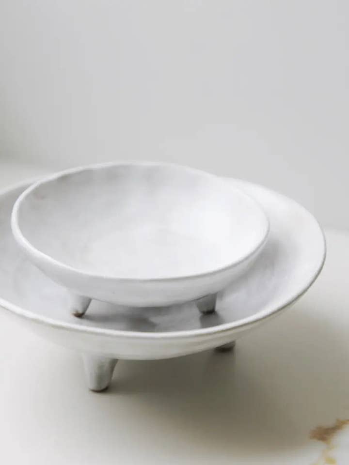 Footed Ceramic Display Bowl for wholesale by Fodory