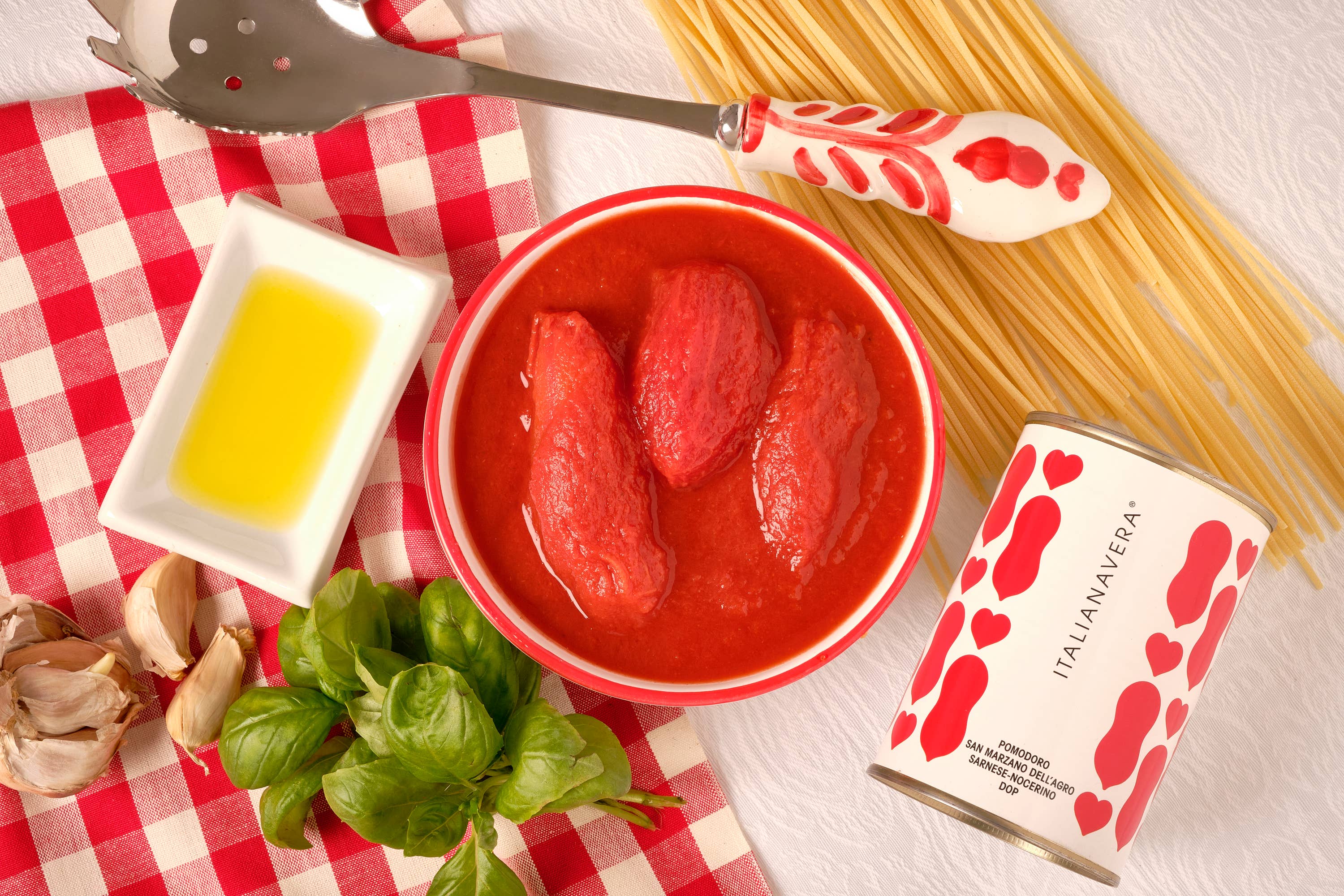 ITALIANA VERA S.R.L. – wholesale Pastasås – San Marzano DOP skalade tomater 400 g3