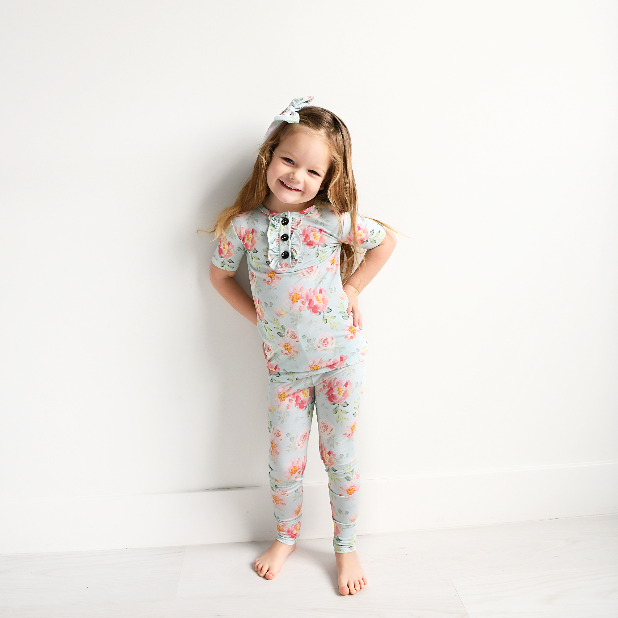 Gigi and Max – Conjunto de pijama - Crianças por atacado – Mae Floral Ruffle Conjunto de Duas Peças de Bambu para Dormir para Crianças Pequenas8