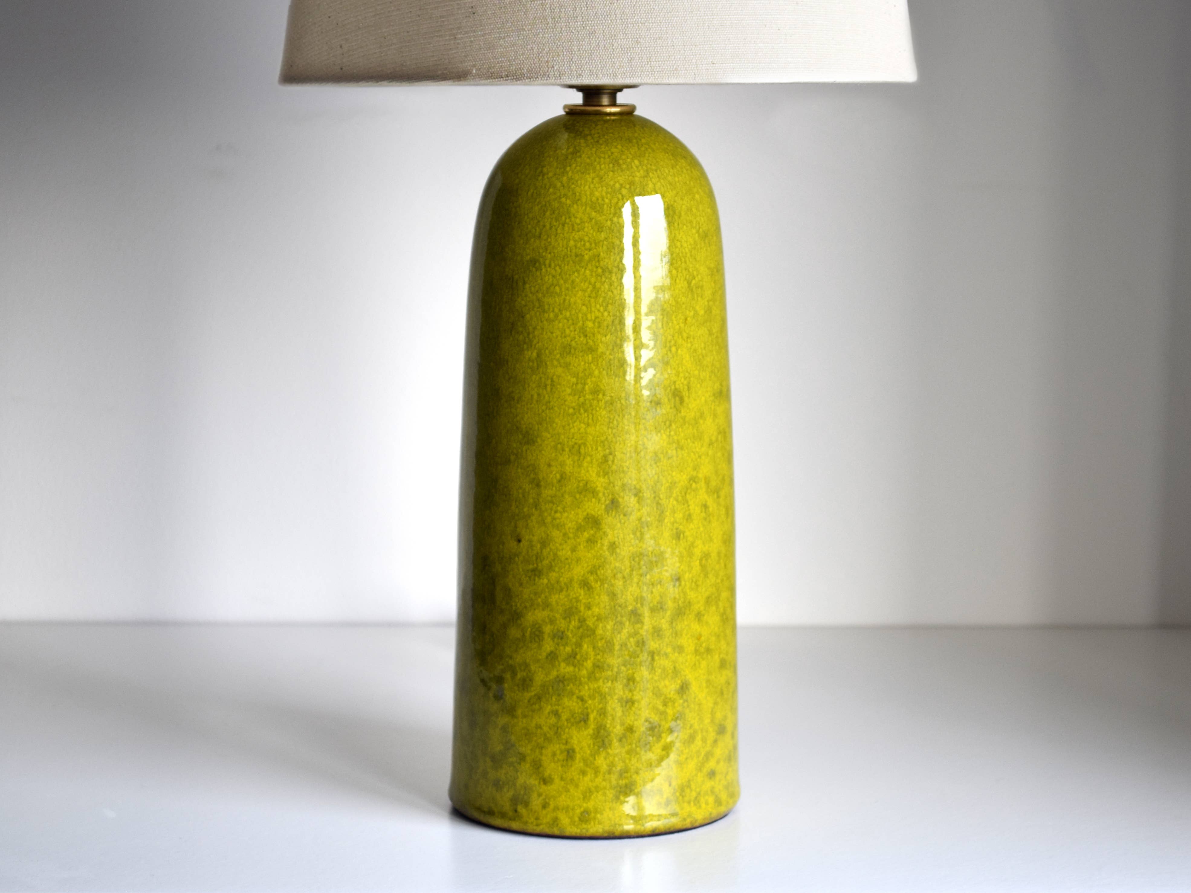 DEBARRO - Furniture | Lamps | Ceramics | Handmade - Wholesale Accent/bureaulamp - Limited Edition - exotische limoen handgemaakte tafellamp2