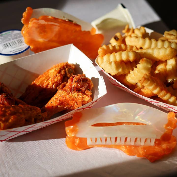 Brylliant Design LLC - Wholesale Hair Clip - Women's - Chicken Wing Claw Clip - Hair Accessory4