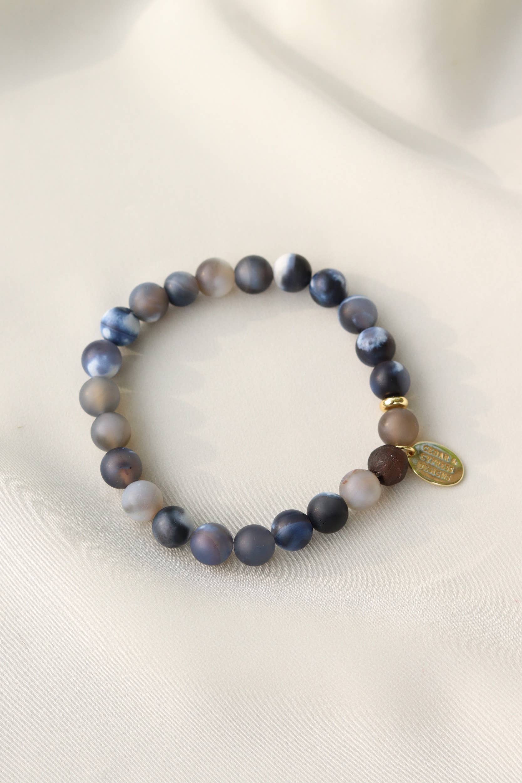 Cedar and Cypress Designs – Engroshandel Perlearmbånd – En lille perle armbånd7