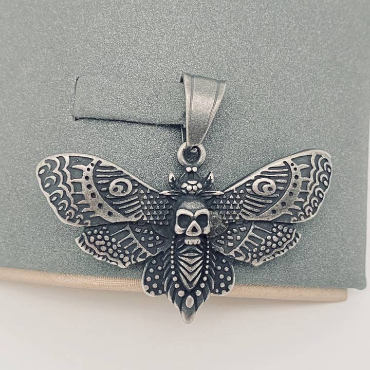 Retro Skull Bee Stainless Steel Pendant - MJ/MNP/GT for wholesale by Mio Queena