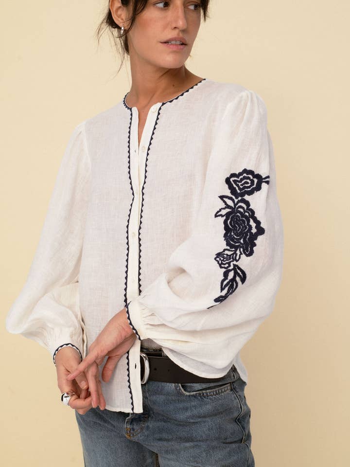 Leonor blouse ecru voor wholesale door Sonmer Shop USA