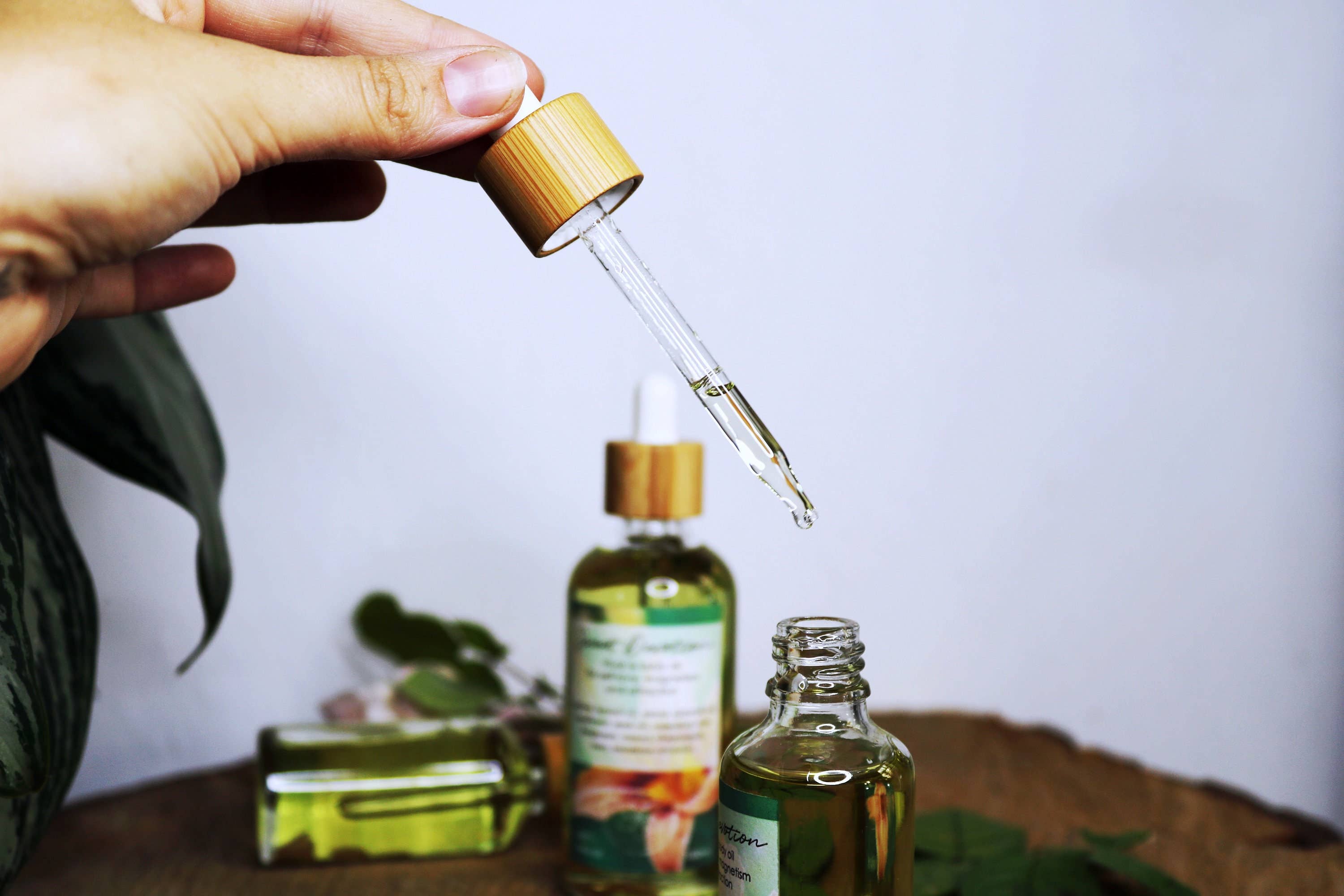 Ayamani Naturals – Engroshandel Bad/Kropsolie – Sweet Devotion Goddess krops- og ritualolie med sunstone3