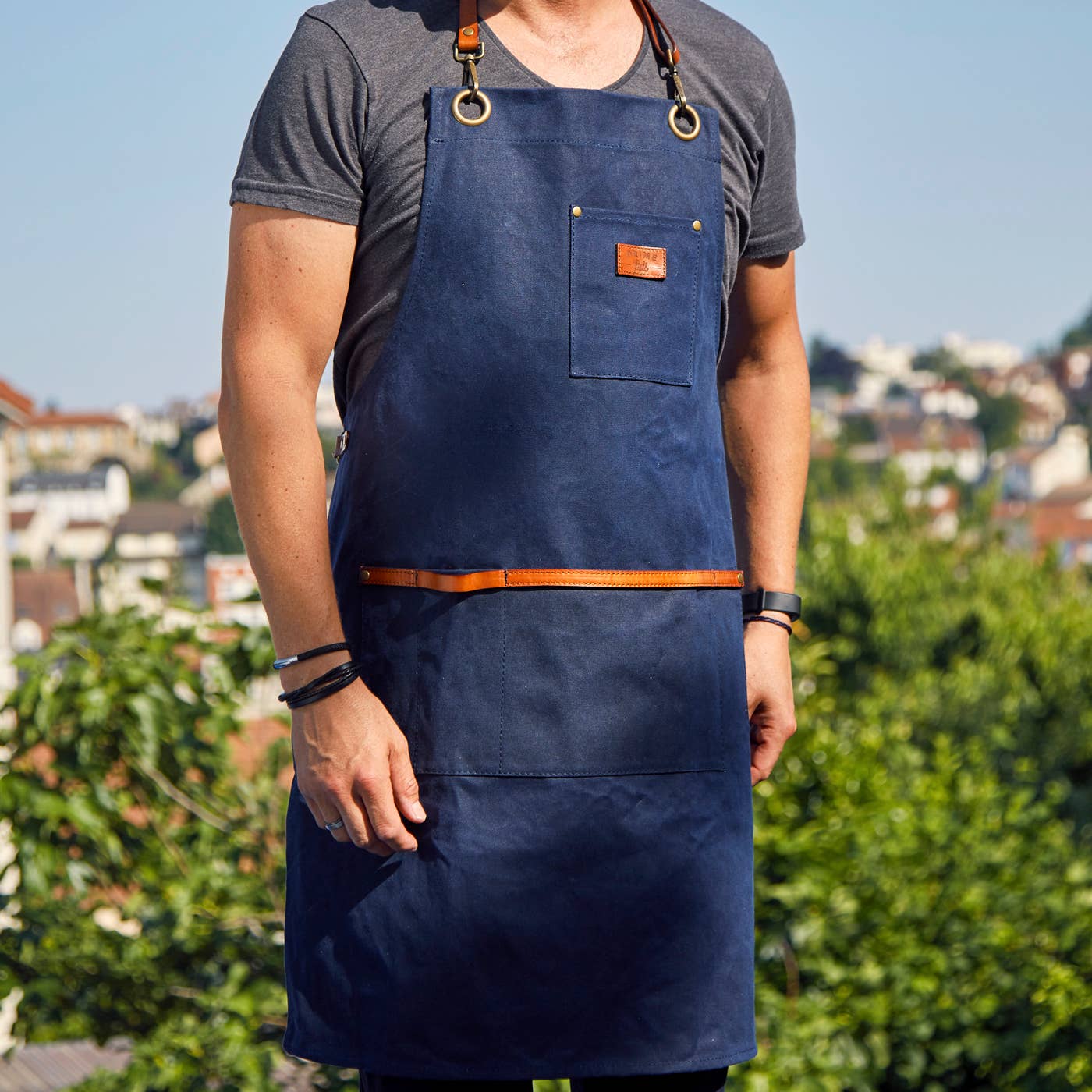 PrimeCuts - Wholesale Apron - BBQ Apron “AUBRAC”3