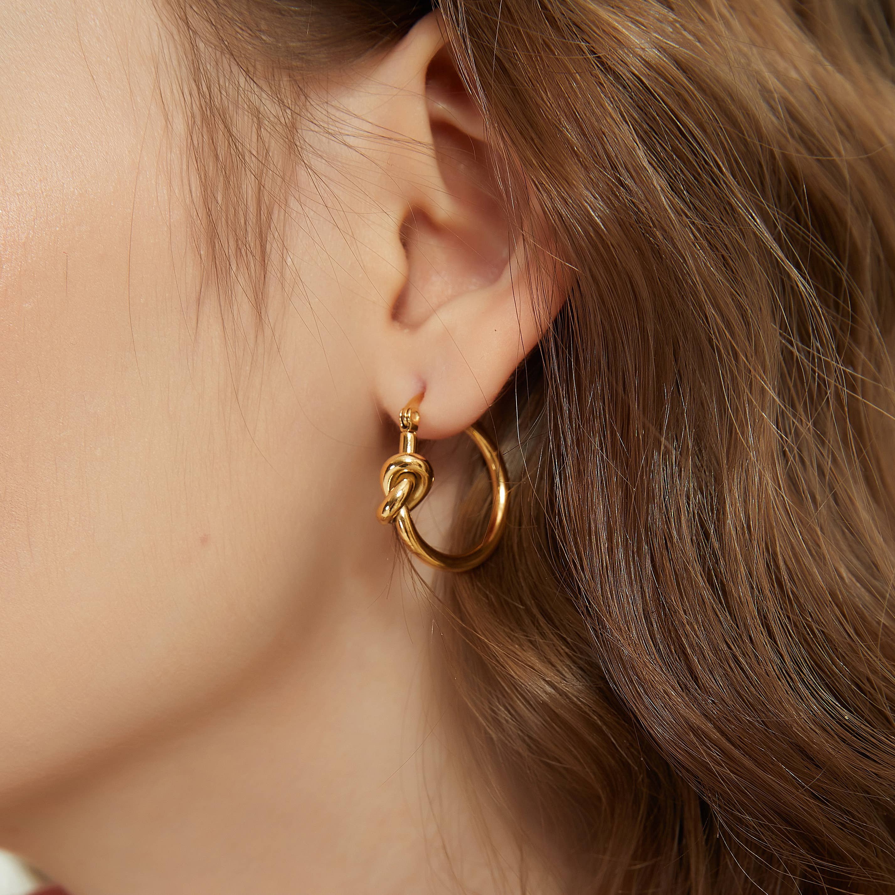 Melange Blanc - Wholesale Hoop Earrings - Molly knot earrings, gold earrings, gold hoop, knot earring4
