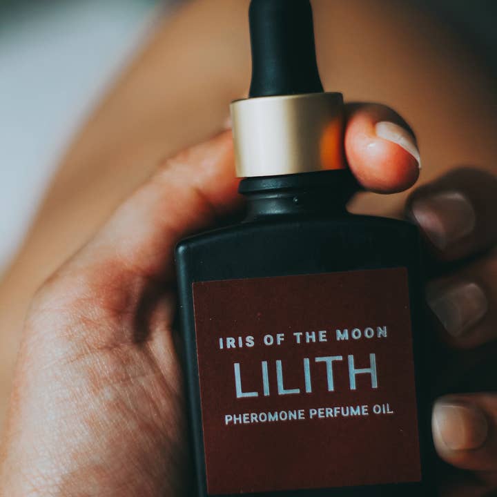 Luxury Scented Body Oils by Iris of the Moon - Wholesale Fragrance Oil - Lilith Scented Body Oil2