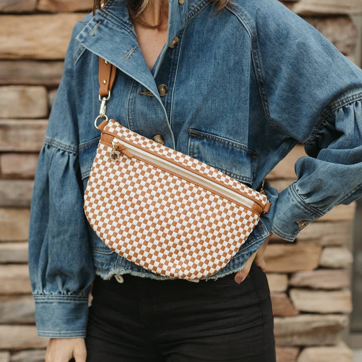 Lumi + Sol - Wholesale Crossbody Bag - Women's - Lumi Woven Crossbody Bag4