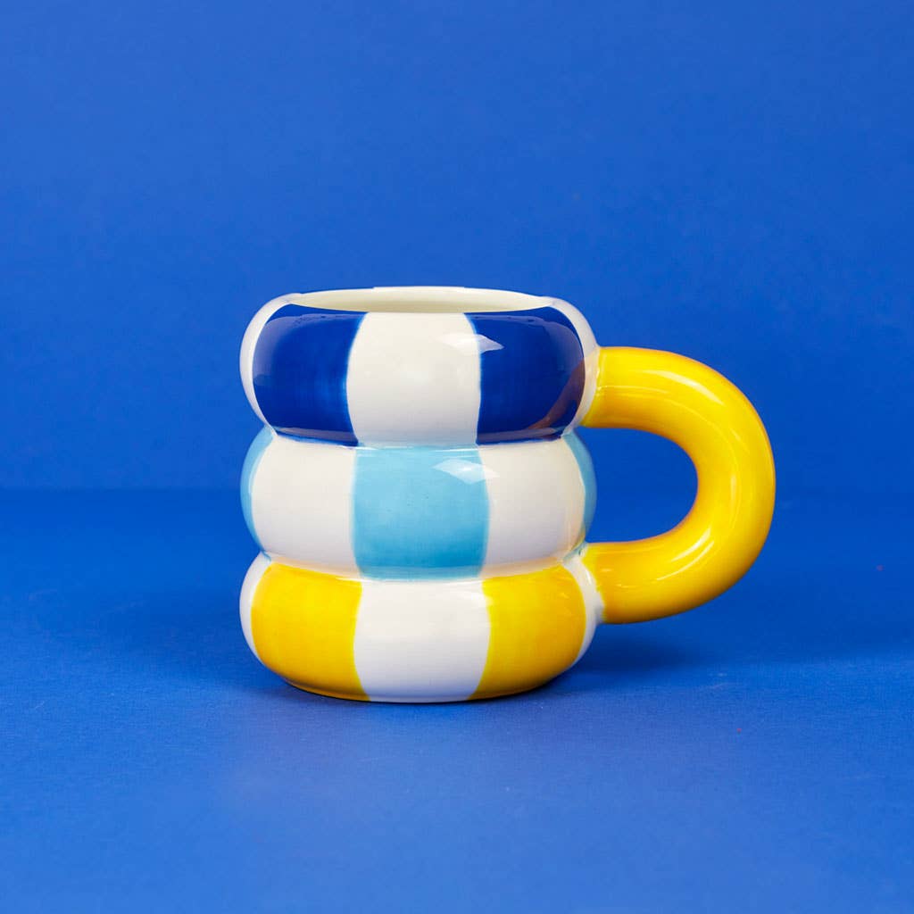 Balvi – Caneca por atacado – Caneca Balvi de cerâmica amarela em formato de boias empilhadas, 300 ml1