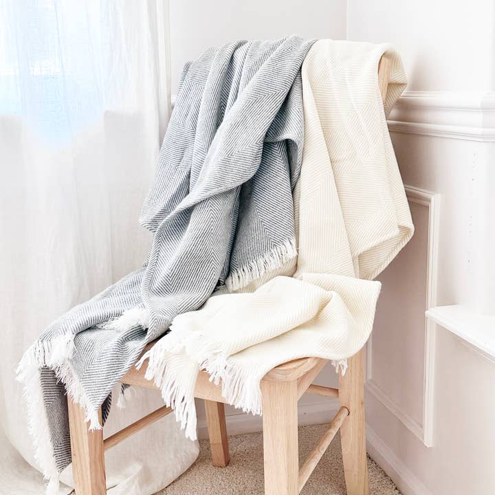 Porter Lane Home - Wholesale Throw Blanket - Herringbone Throw Blanket2