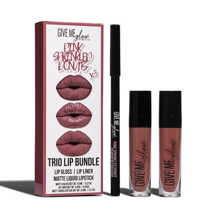 ENSEMBLE DE BEIGNETS ROSES SAUPOUDRÉS POUR LES LÈVRES pour la vente par Give Me Glow