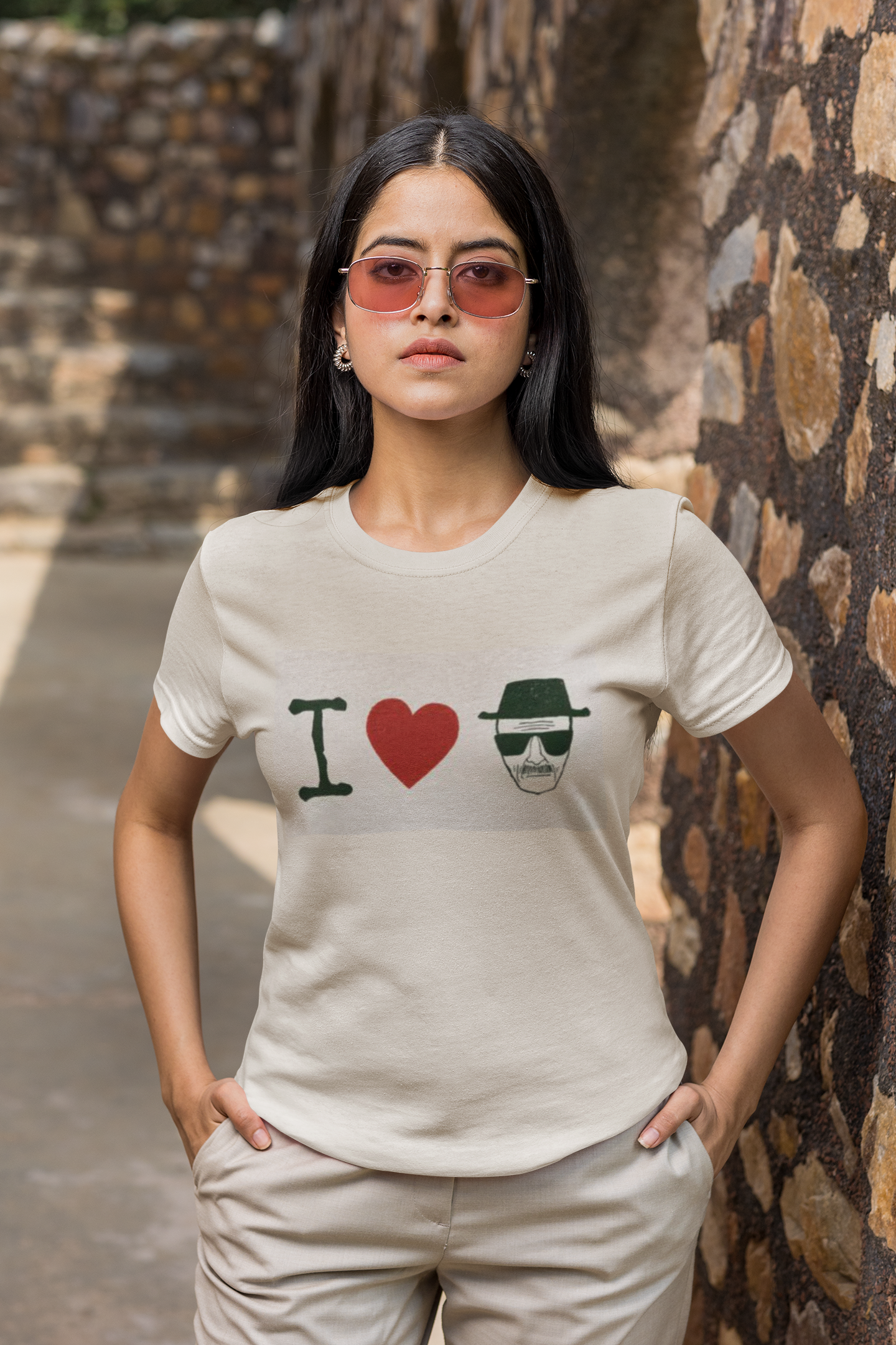 Official Store – wholesale Screen printed t-shirt – Women′s – Breaking Bad - I Heart Heisenberg Women's Juniors T Shirt4