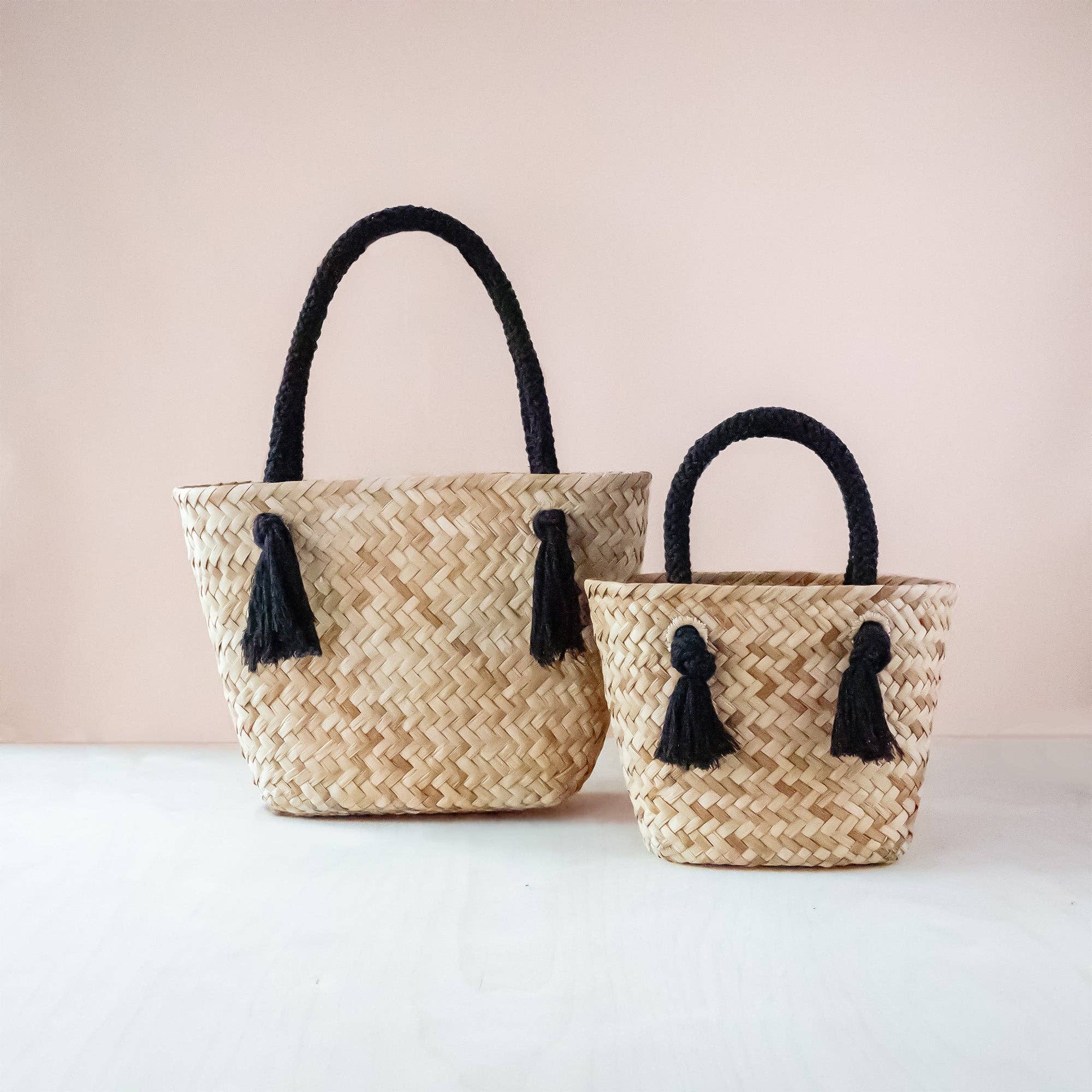 LIKHÂ - Wholesale Tote bag – Women's - Black Modern Straw Tote with Cord Handles - Classic Tote Bag | LIKHA3