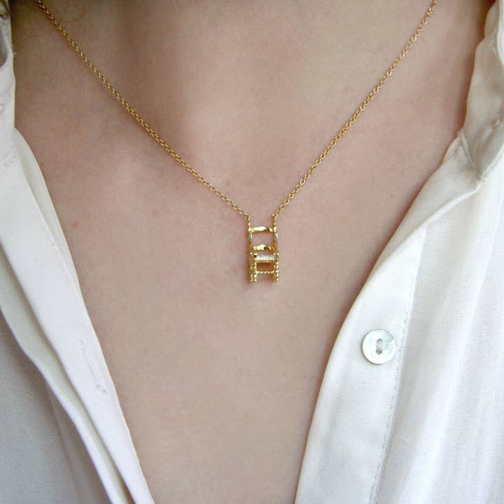 Precious Mini Stuhl Halskette für den Großhandel von Miss Bibi