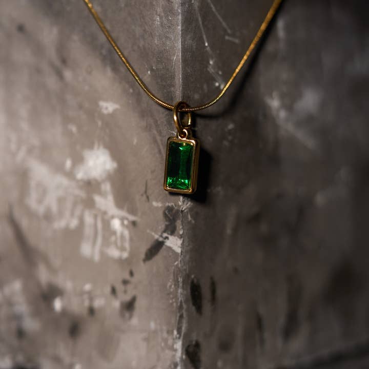 Peter and June - Wholesale Pendant/Charm Necklace - Vanessa Necklace - 18K Gold Plated3