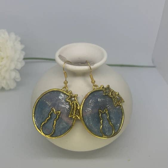 Cat - Dusk for wholesale by WEARABLES BY B LLC