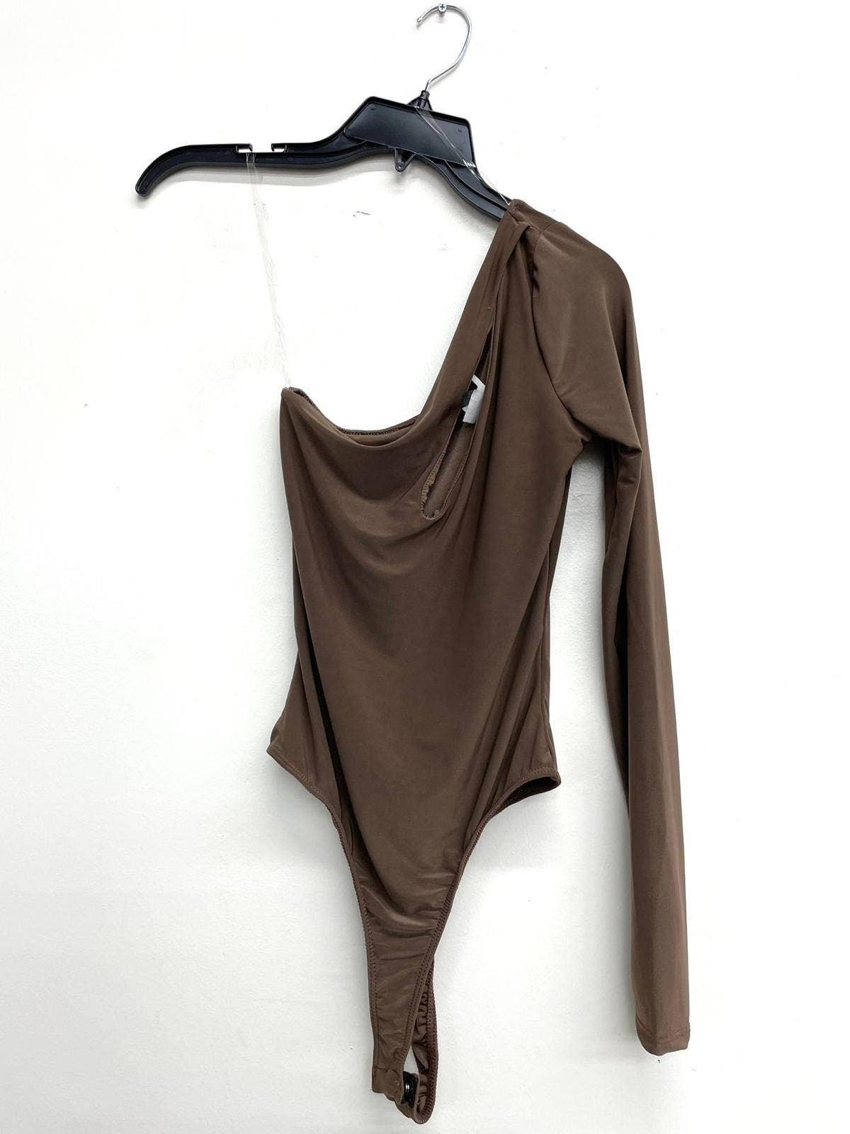 Uptown Apparel - Venta al por mayor Body - Mujer - Body con forro de tanga recortado con un solo hombro J677813