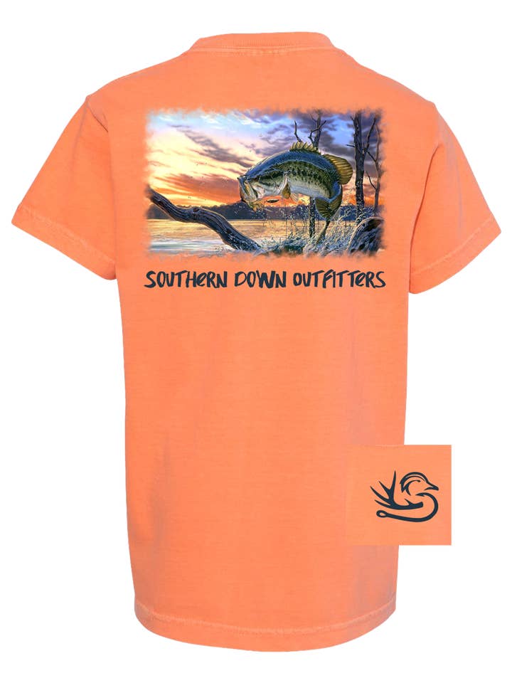 T-shirt Bass Jumping pour jeunes pour la vente par Southern Down Outfitters