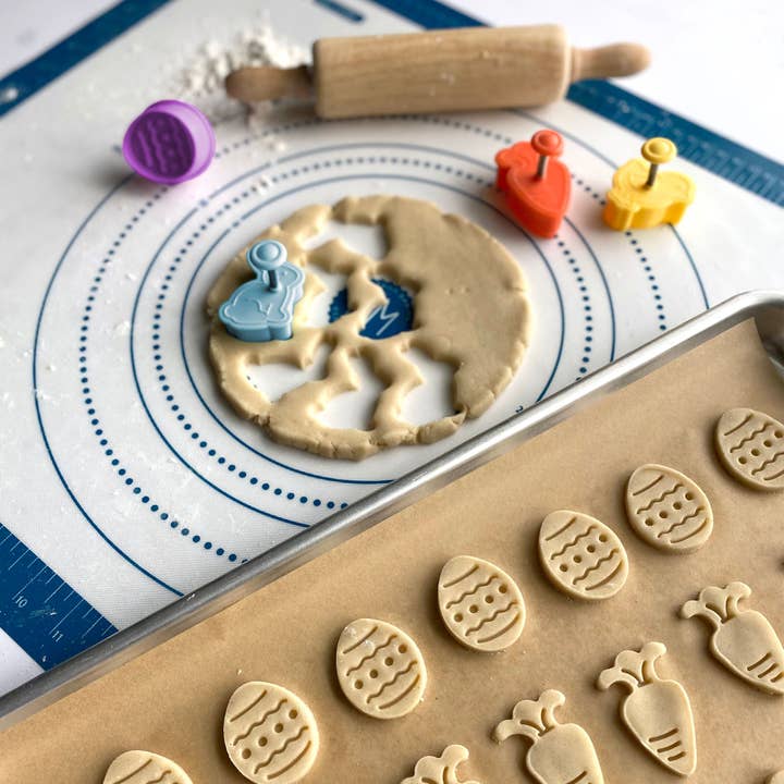 R&M International - Wholesale Cookie Cutter - Easter Pastry & Cookie Stampers Set/4