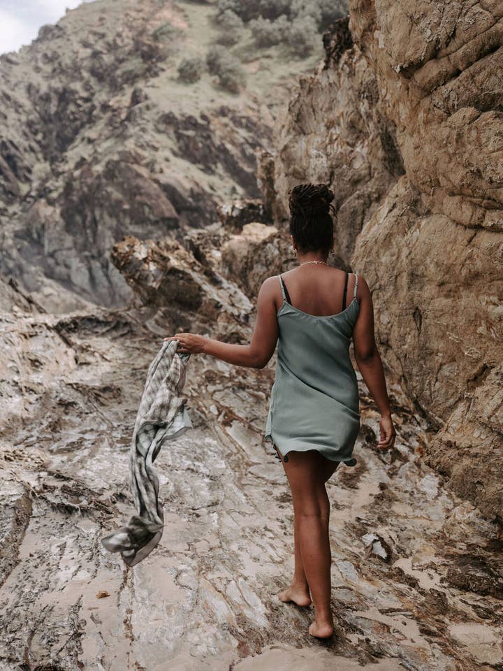 IDIS - Wholesale Slip – Women's - Silky Slip - Ocean5