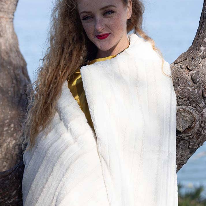 Tourance - Wholesale Throw Blanket - Throw - Channel - Ivory
