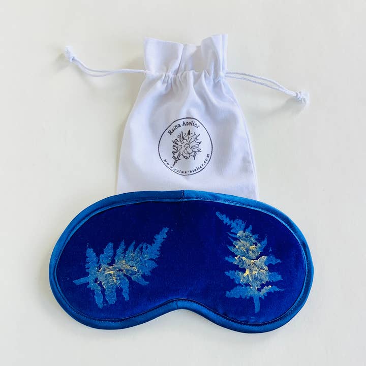Coba Blue sammet Fern lavendel infunderad ögonmask för wholesale av Raina Atelier