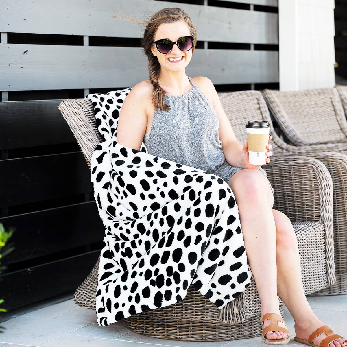 Viv&Lou – wholesale Throw blanket – Spot On Blanket3