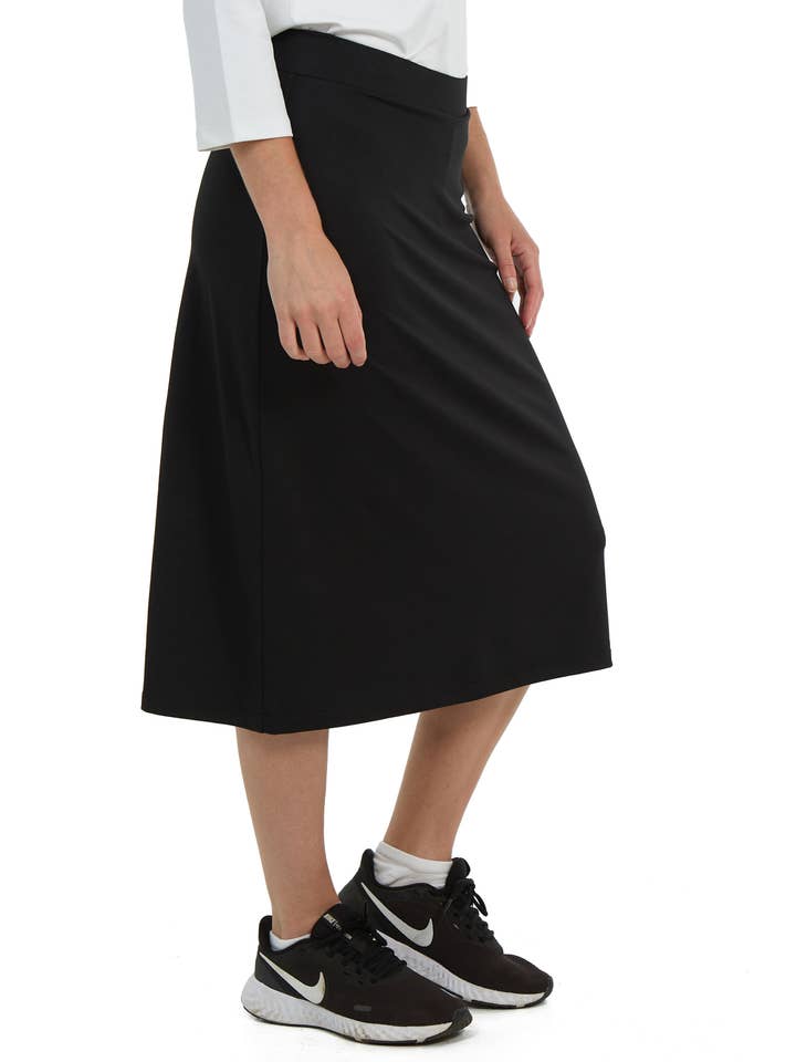 Snoga Athletics - Wholesale Skort - Women's - Midi Basic Skort 26'' - Black2