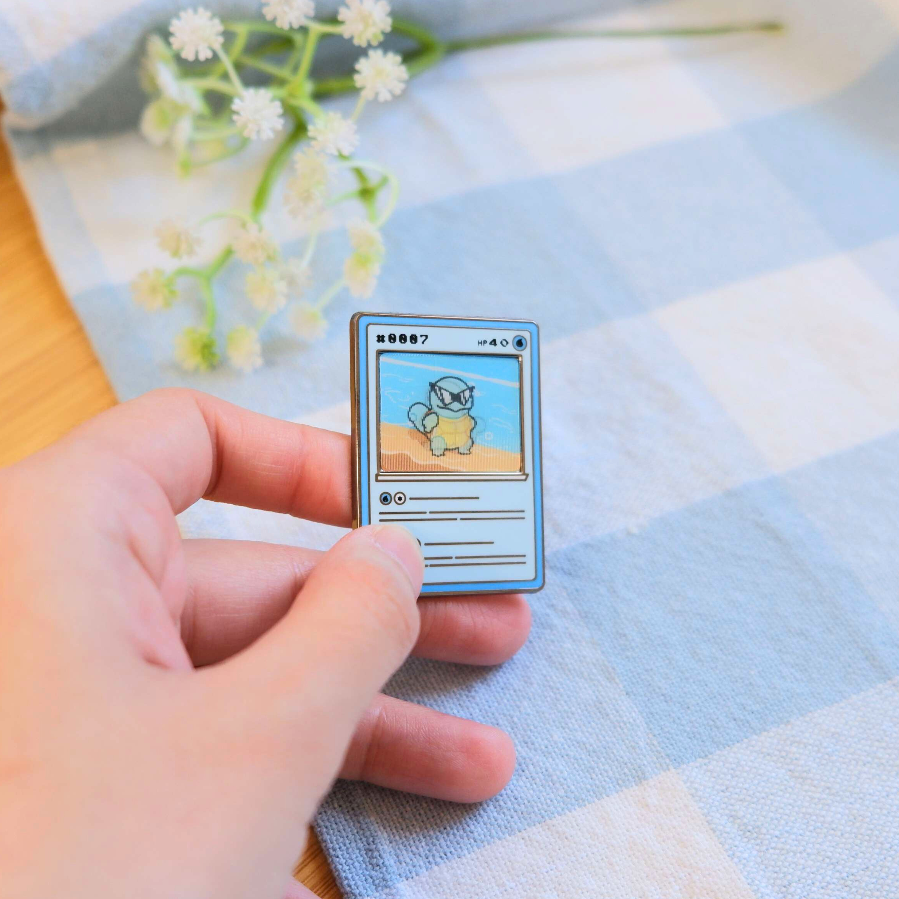 byUme Co. - Wholesale Lapel Pin/Button - Ditto Poke Card Lenticular Pin7