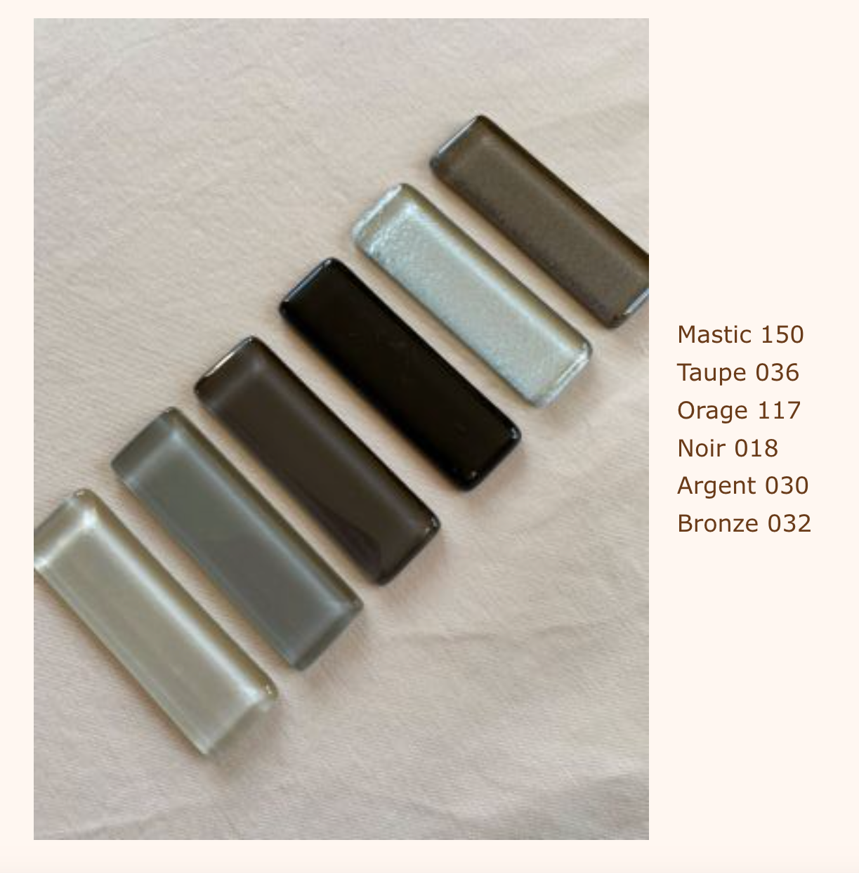 VerreLabDeco - Wholesale Decorative Tabletop Object - Table knife holder, tableware design13