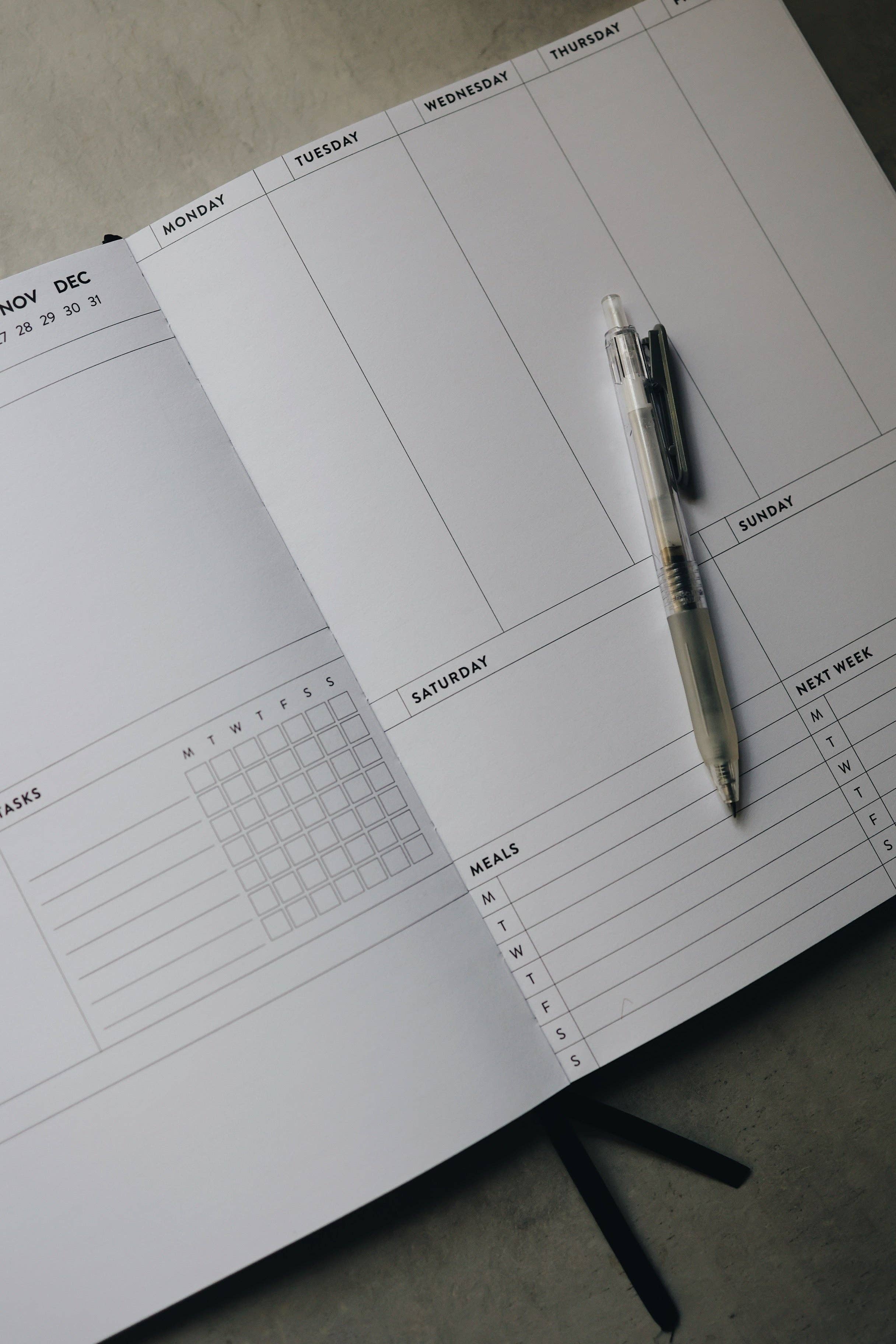 Rad & Happy - Wholesale Planner - 8x10 Undated Planner - Stars Edition9