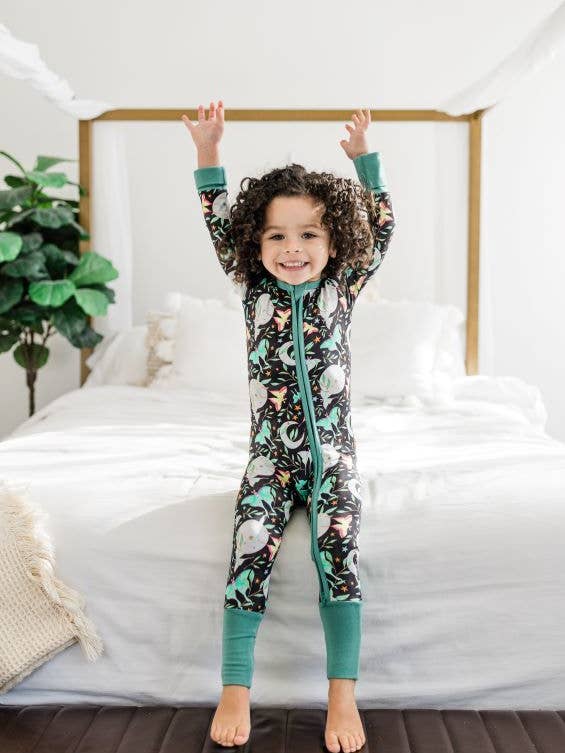 Pagliaccetto con zip Luna Moth per la vendita all'ingrosso da parte di Wildwoven