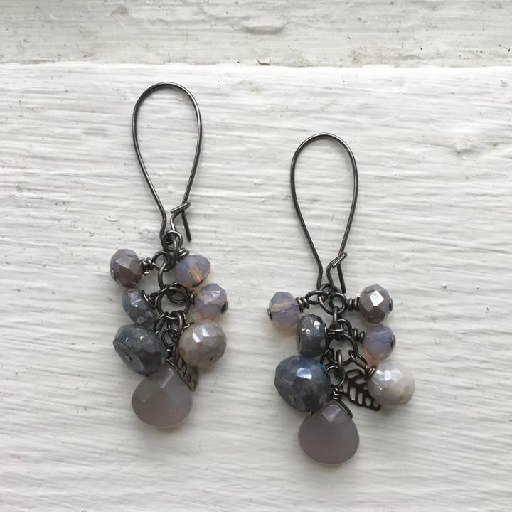 Dana Herbert – wholesale Hängande örhängen – Gunmetal Cluster örhängen1
