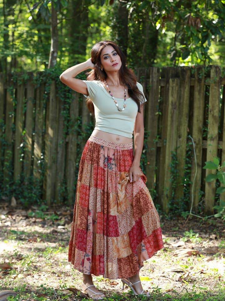 Saia Maxi Patchwork Maple Bloom (Tons de Outono) por atacado de Sacred Threads