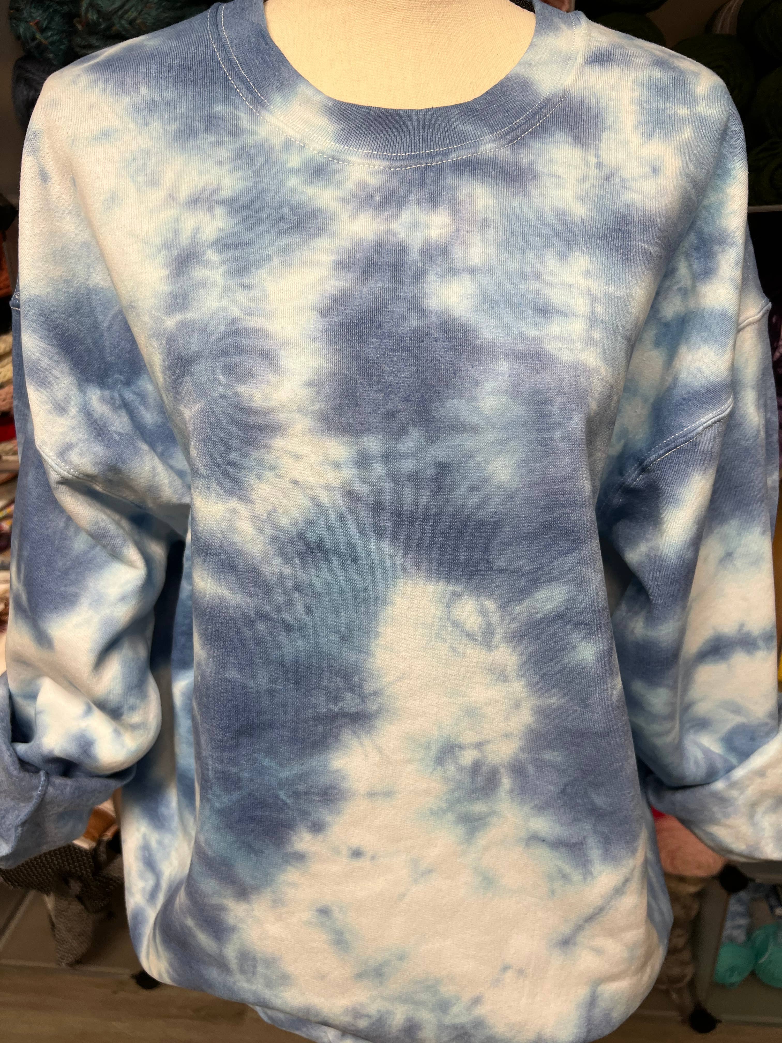 Cozy Knots & Paws - Vente Sweat-shirt – femme - Pull col rond tie-dye bleu roi4
