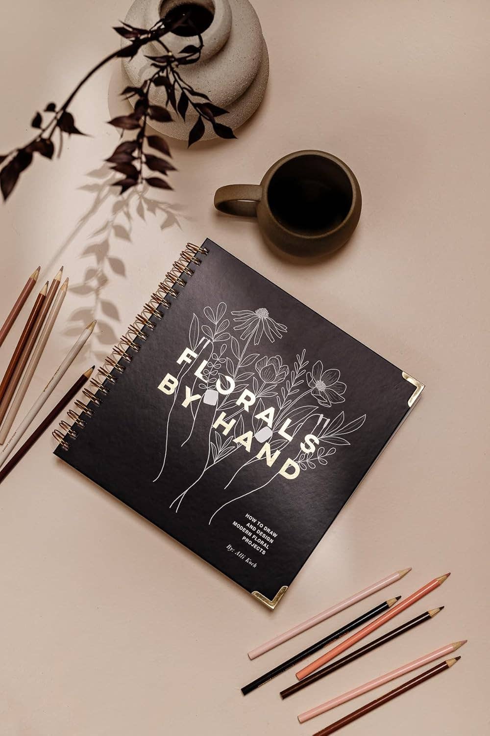 Paige Tate & Co. - Wholesale Crafts, Hobbies & DIY Book - Florals By Hand: How to Draw Modern Floral Projects6