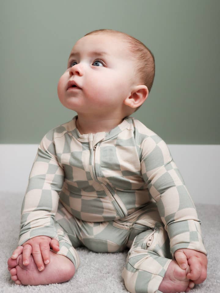 Combinaison à carreaux ondulés Ivy pour la vente par Handpicked and Chosen