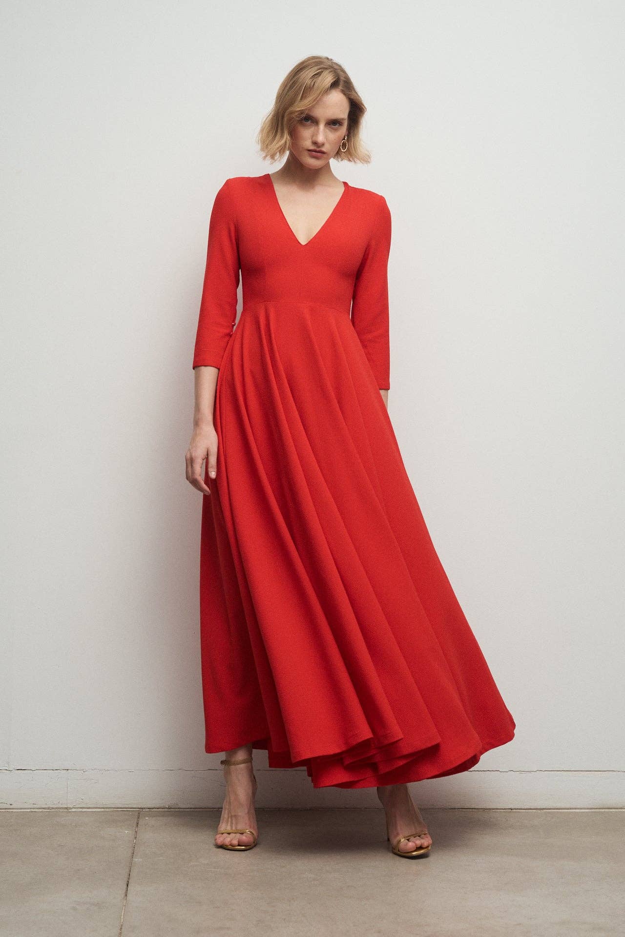 Bruna - Venta al por mayor Vestido - Mujer - Vestido Fifi Rojo Coral · Iconics ·4